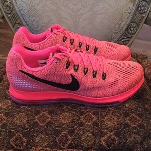 Nike Zoom All Out Low (Hot Punch) WMNsz11/MNsz9.5